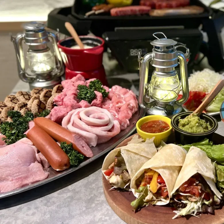 渋谷の貸切で歓迎会/送別会をするなら『渋谷ガーデンパティオ』当店は飲み放題付きのコースですので歓迎会や送別会などの大人数での貸切には最適です！貸切にすると音響機器やマイク・プロジェクターなどが【無料】でご利用いただけます！