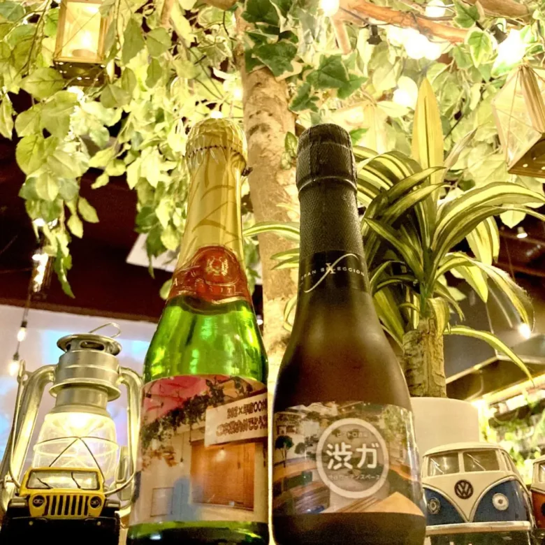 渋谷の個室居酒屋『渋谷ガーデンパティオ』渋谷駅から徒歩すぐのお店です。個室で楽しめるカラオケやシャンパンタワーなどオプションさまざまです◎