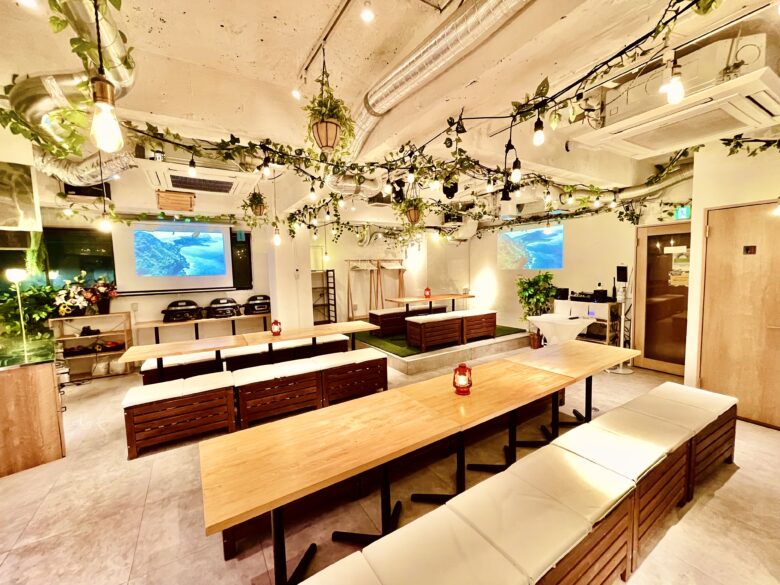 渋谷の貸切でパーティールームをお探しなら「渋谷ガーデンパティオ」がおすすめ！広々とした空間でゆったりと貸切を楽しめます♪貸切でのご利用で音響機器やマイク・プロジェクター・カラオケ・ゲーム機などが「無料」でご利用いただけます！